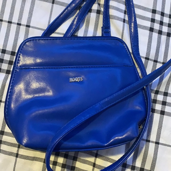 Roots purse. - Picture 2 of 3